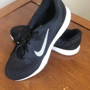 Nike Flex 7 Cross Training Shoe